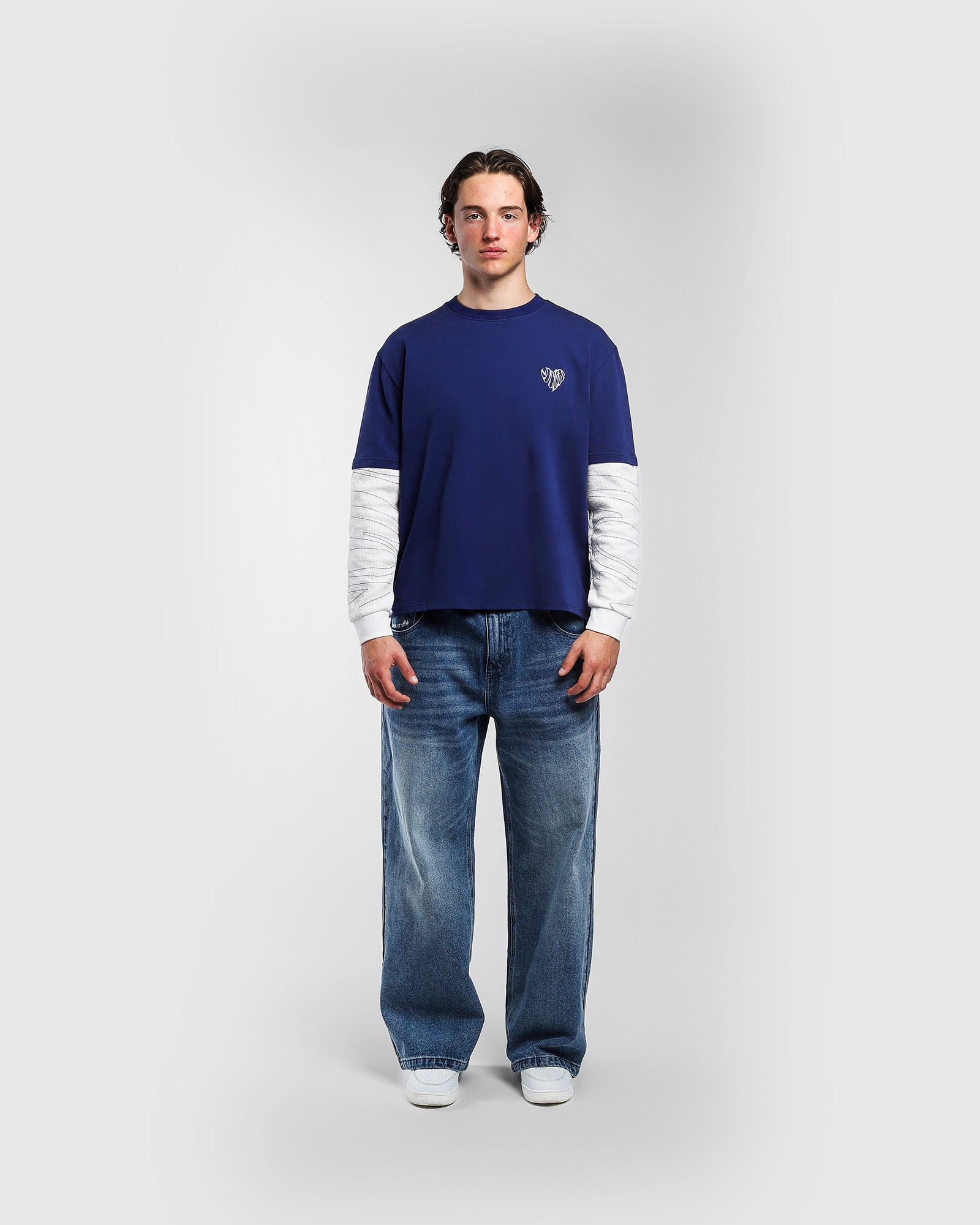 NAVY LINK SLEEVES
